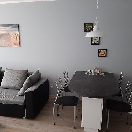 Apartament Caloroczny Blizej Morza Kolobrzeg Ngoại thất bức ảnh