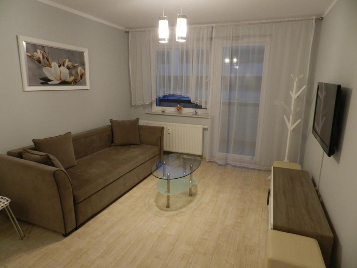 Apartament Caloroczny Blizej Morza Kolobrzeg Ngoại thất bức ảnh