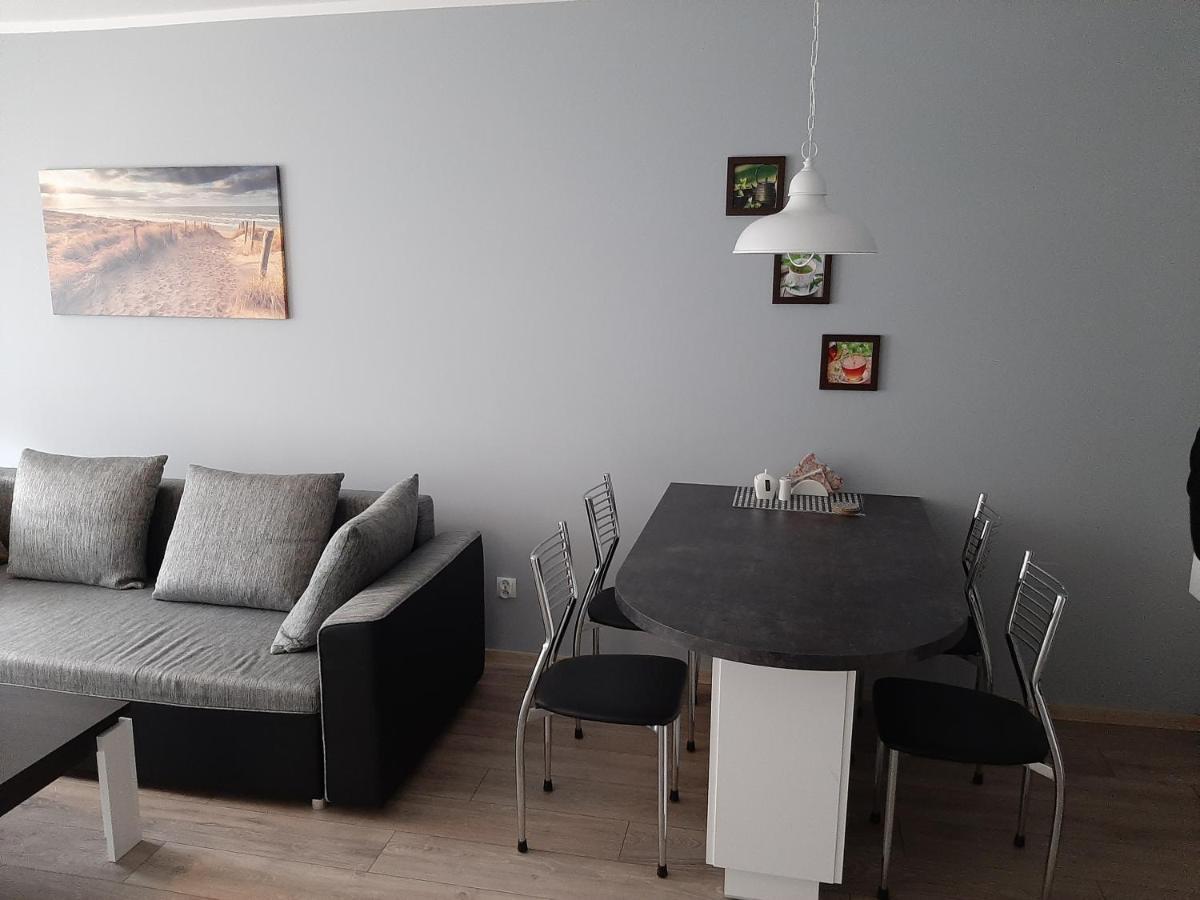 Apartament Caloroczny Blizej Morza Kolobrzeg Ngoại thất bức ảnh